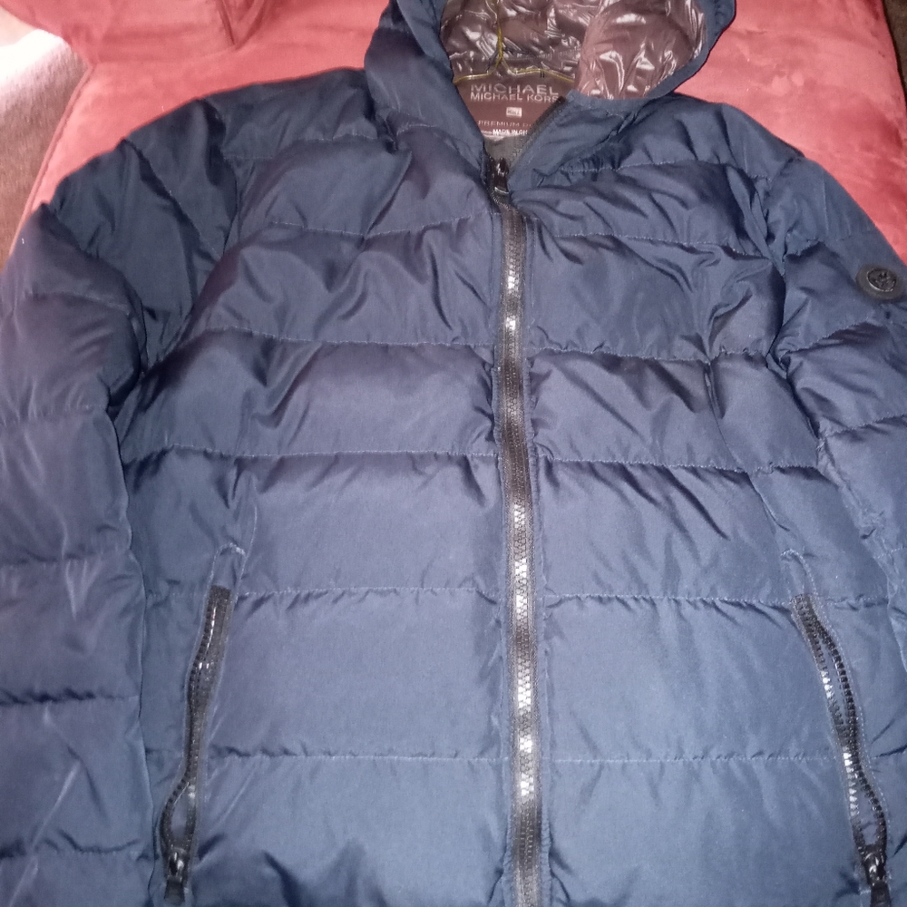 Michael Kors Puffer Jacket - Picture 2 of 3